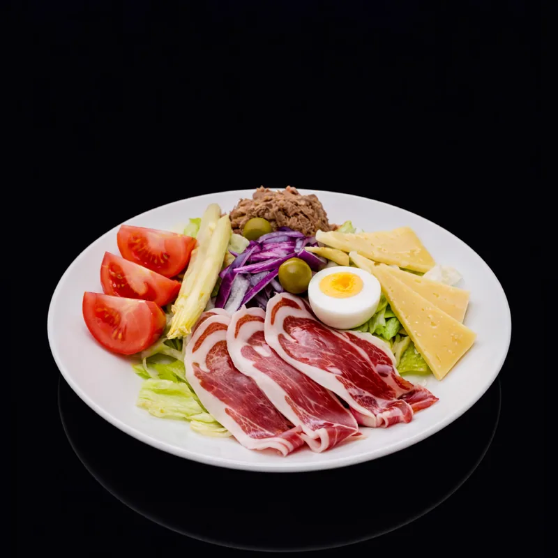 Ensalada Deluxe · Ensaladas · Punto Estrella 24h