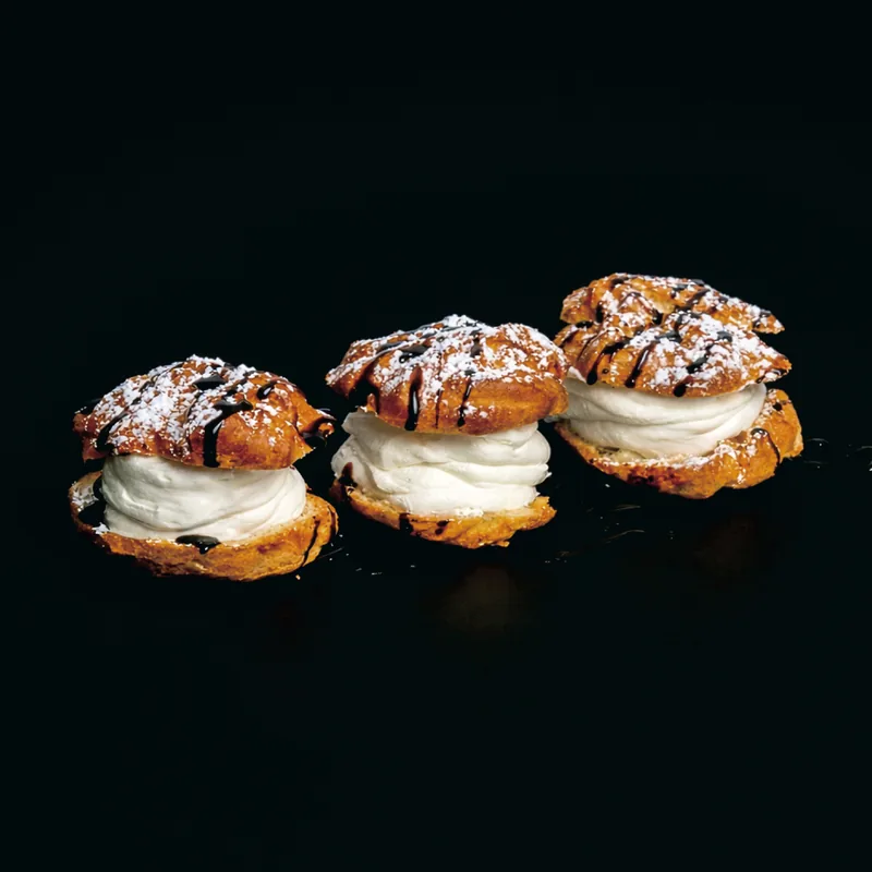 Profiteroles · Postres · Punto Estrella 24h